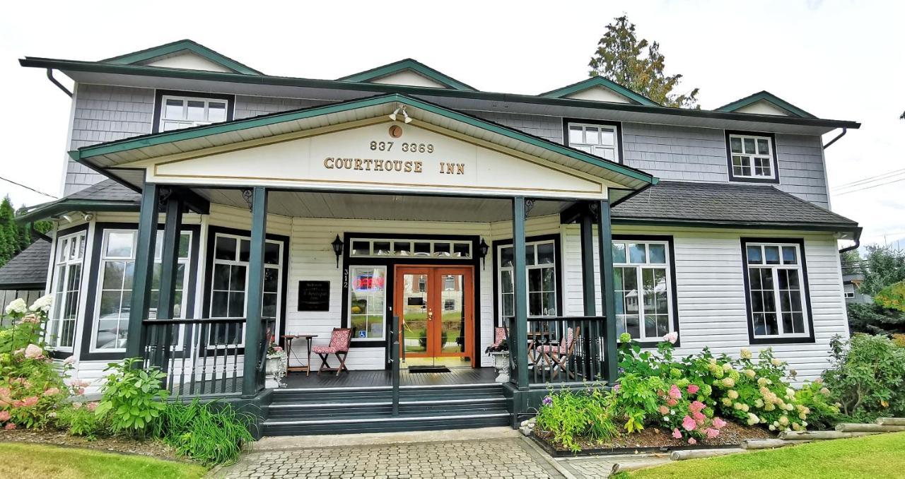 Courthouse Inn Revelstoke Eksteriør bilde